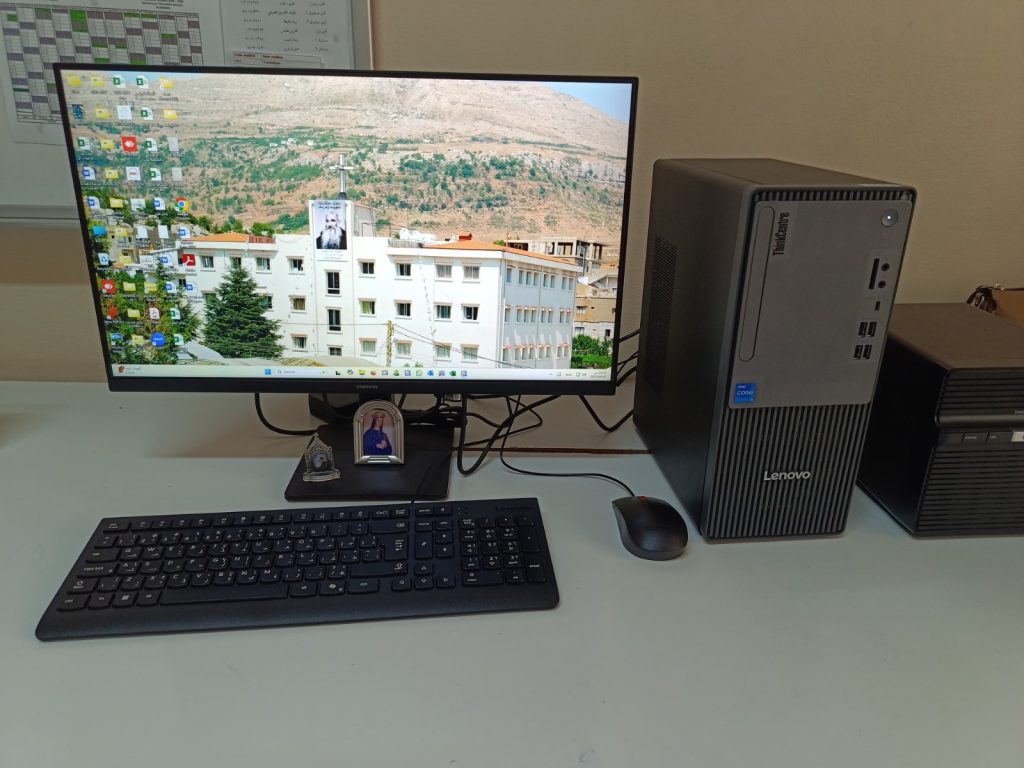 pc-desk2